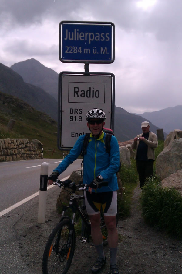 Daniel au sommet du Julier