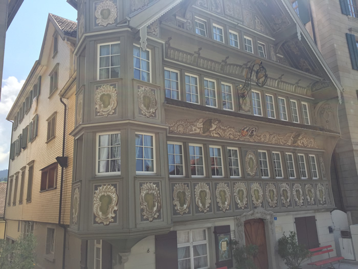 Place du village à Trogen